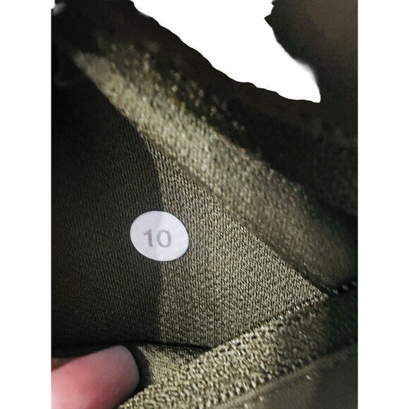 Lululemon Women's Size 10 Run Times Shorts Lined 4" Military Green - Picture 6 of 6